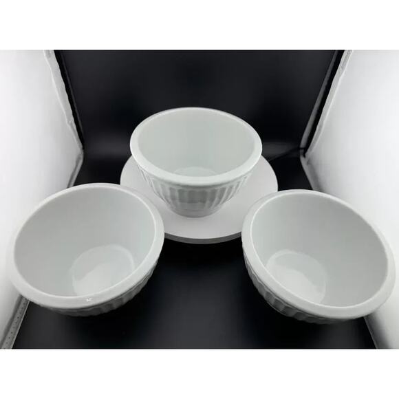 Coventry Bowl Parthenon Pattern White in Excellent Condition - Picture 4 of 6